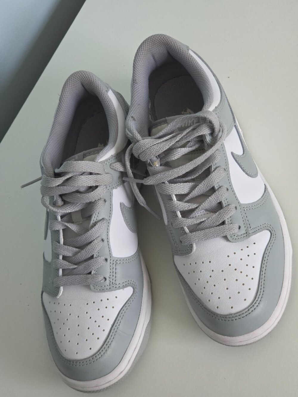 NIKE DUNK LOW NEXT NATURE, WHITW/GREY, SIZE 7Y (EQUIVALENT TO WOMEN'S 8.5}